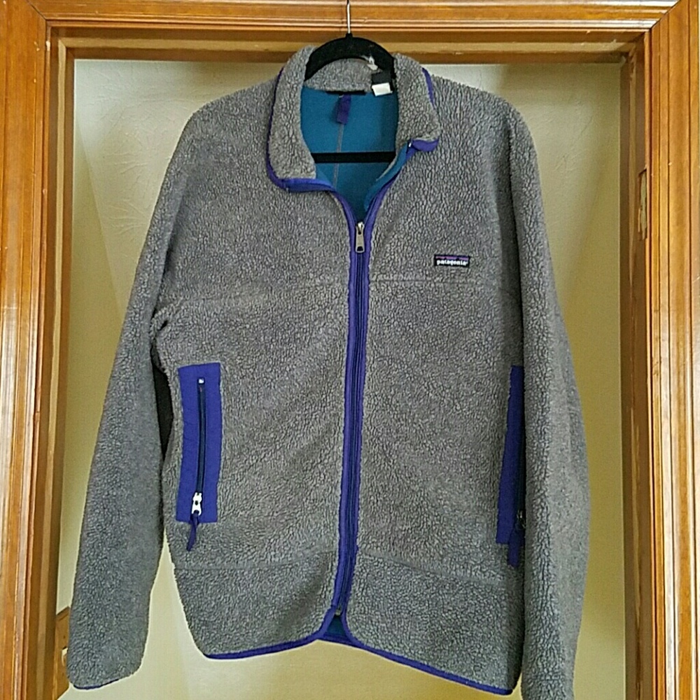 Patagonia jacket xlarge, gray fleece, roomy!